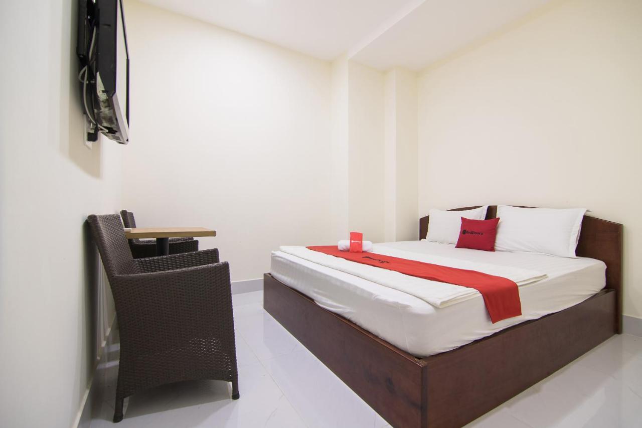 Reddoorz @ Le Van Sy Street Ho Chi Minh City Exterior photo