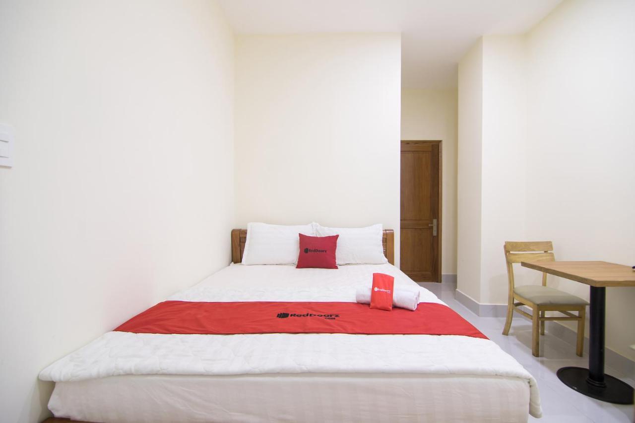 Reddoorz @ Le Van Sy Street Ho Chi Minh City Exterior photo
